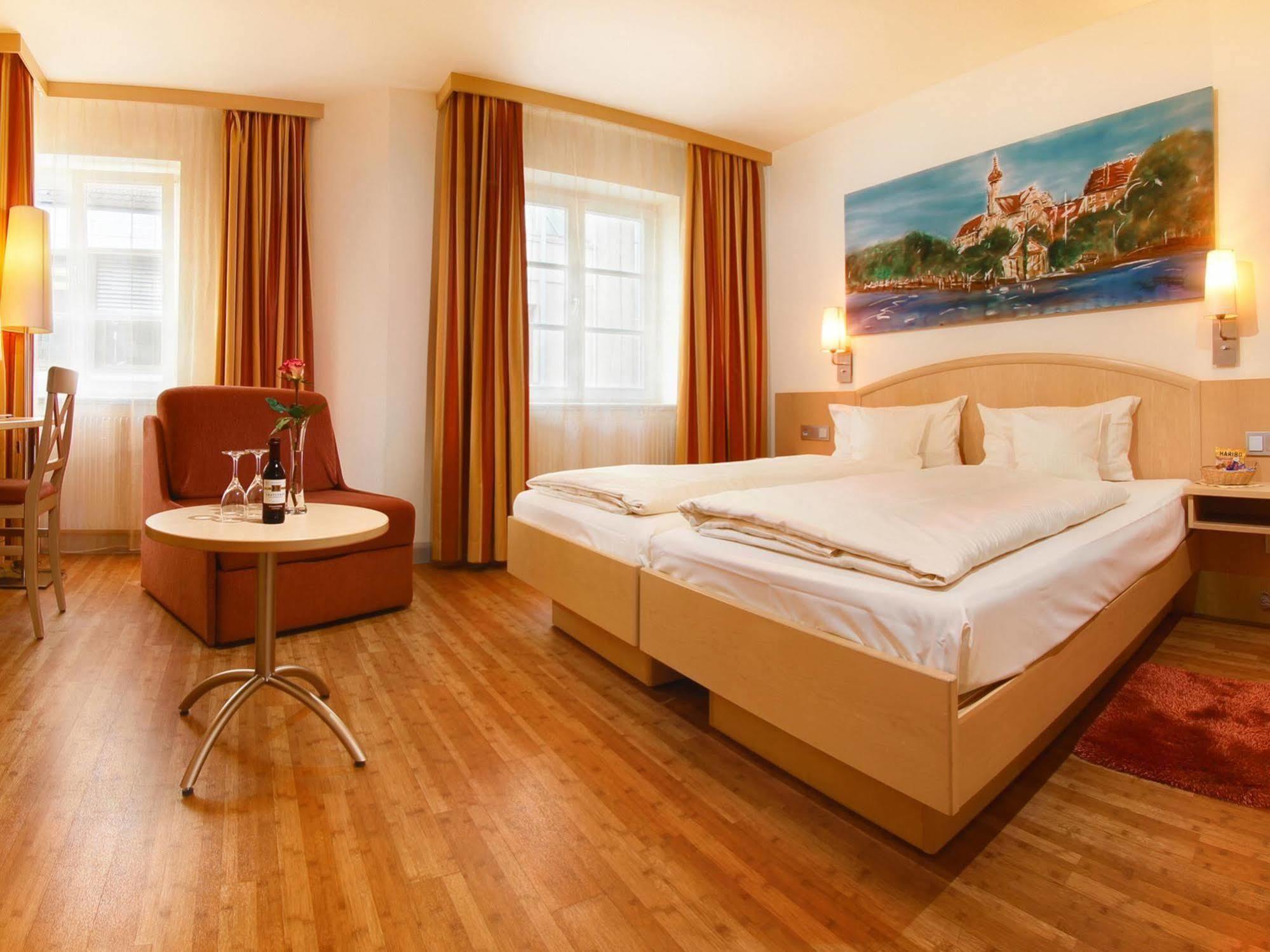Hotel Gasthof Zum Ochsen Ehingen  Exteriér fotografie